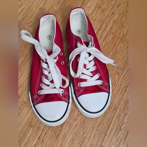 Red Canvas Sneakers with White Laces - Picture 1 of 3